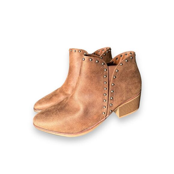 NEW MIA Dawson studded Chelsea stacked Bootie women’s sz 9 slip on western edgy - Picture 1 of 6